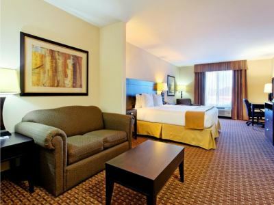 Express & By Ihg Ozona