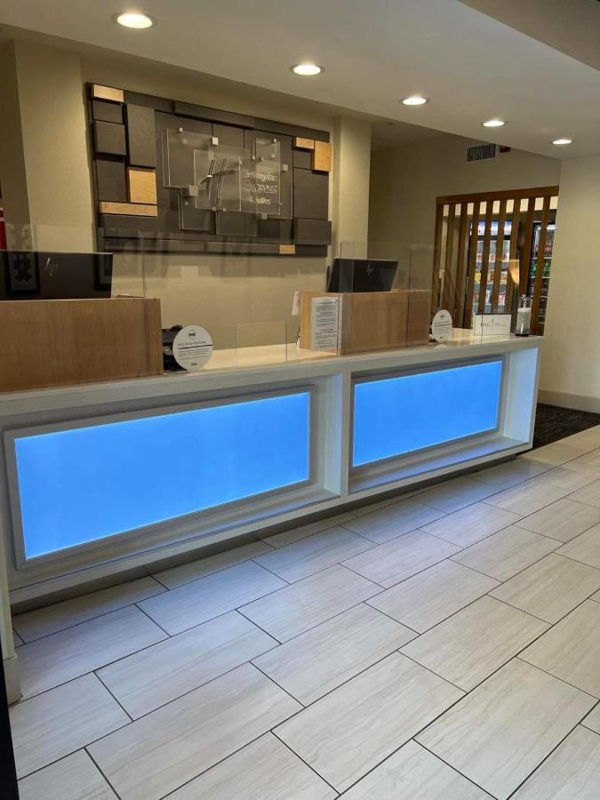 Express & By Ihg Ozona
