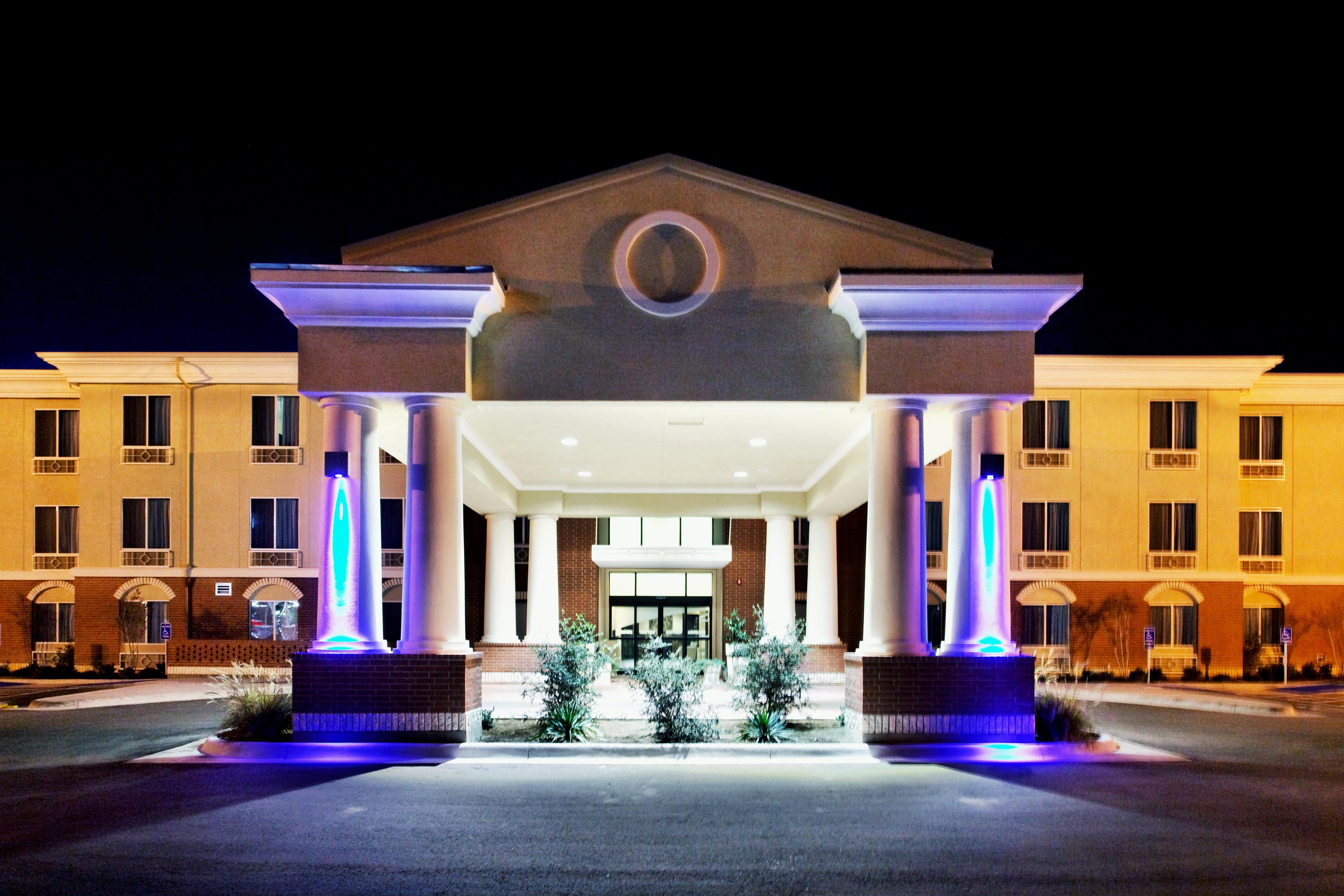 Hotel Express & By Ihg Ozona