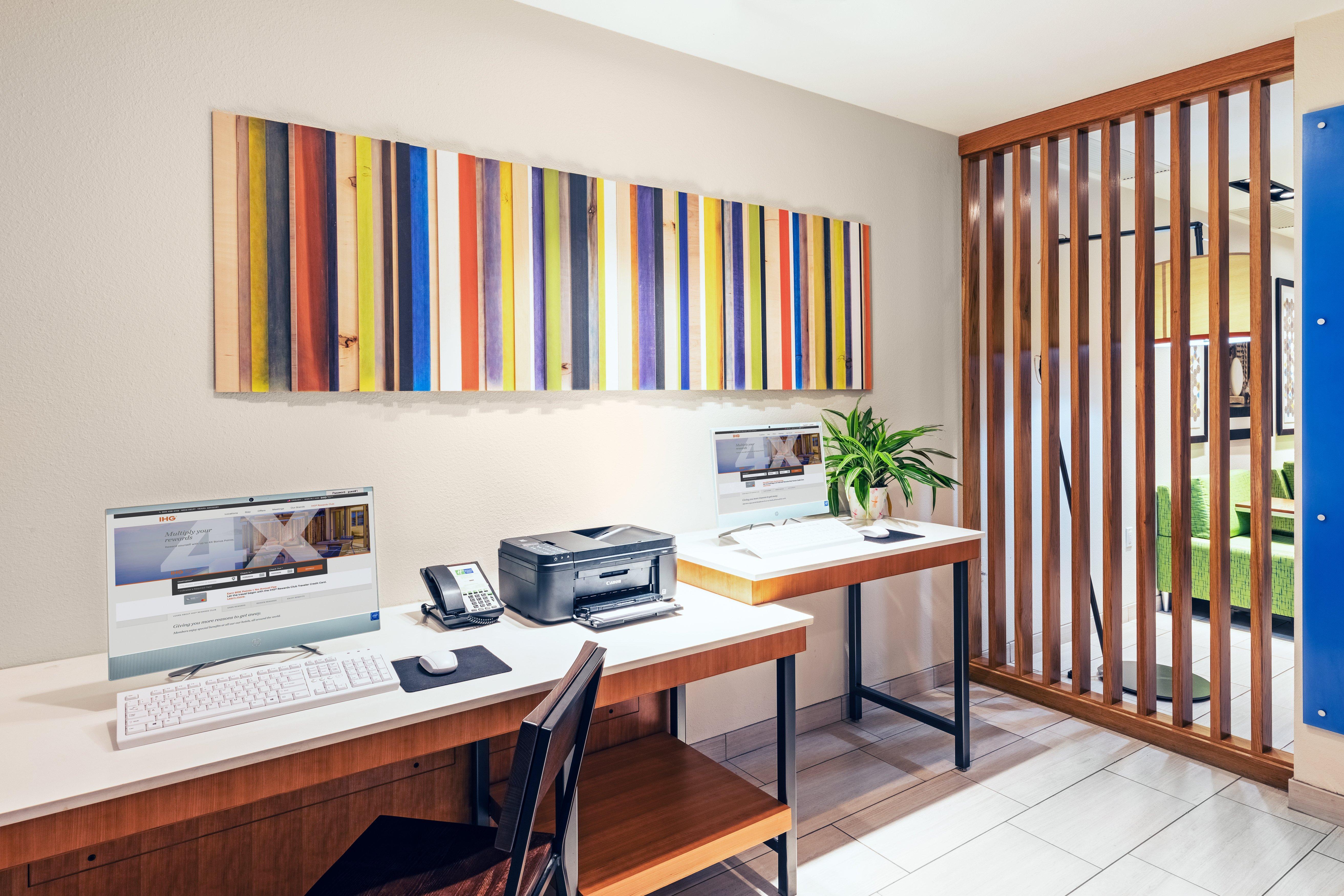 Express & By Ihg