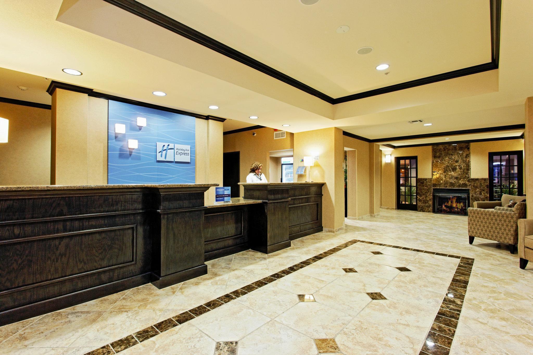 Hotel Express & By Ihg Ozona